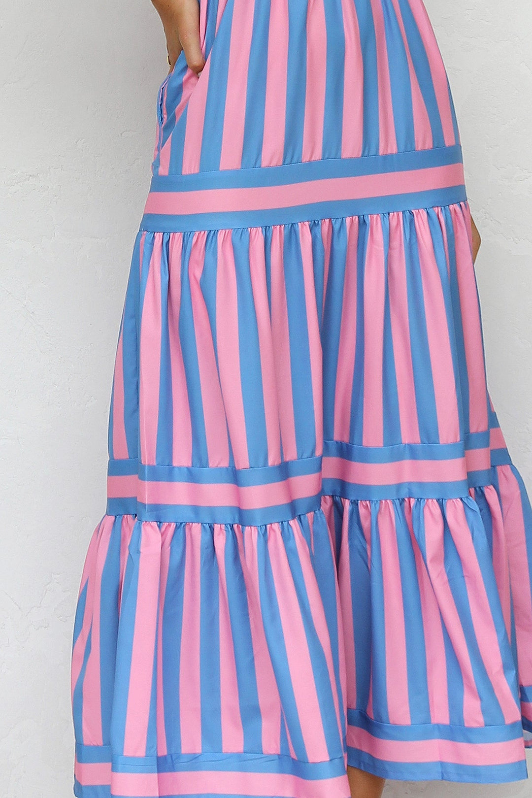 Abito a Spalline | Colori Estivi, Silhouette Leggera