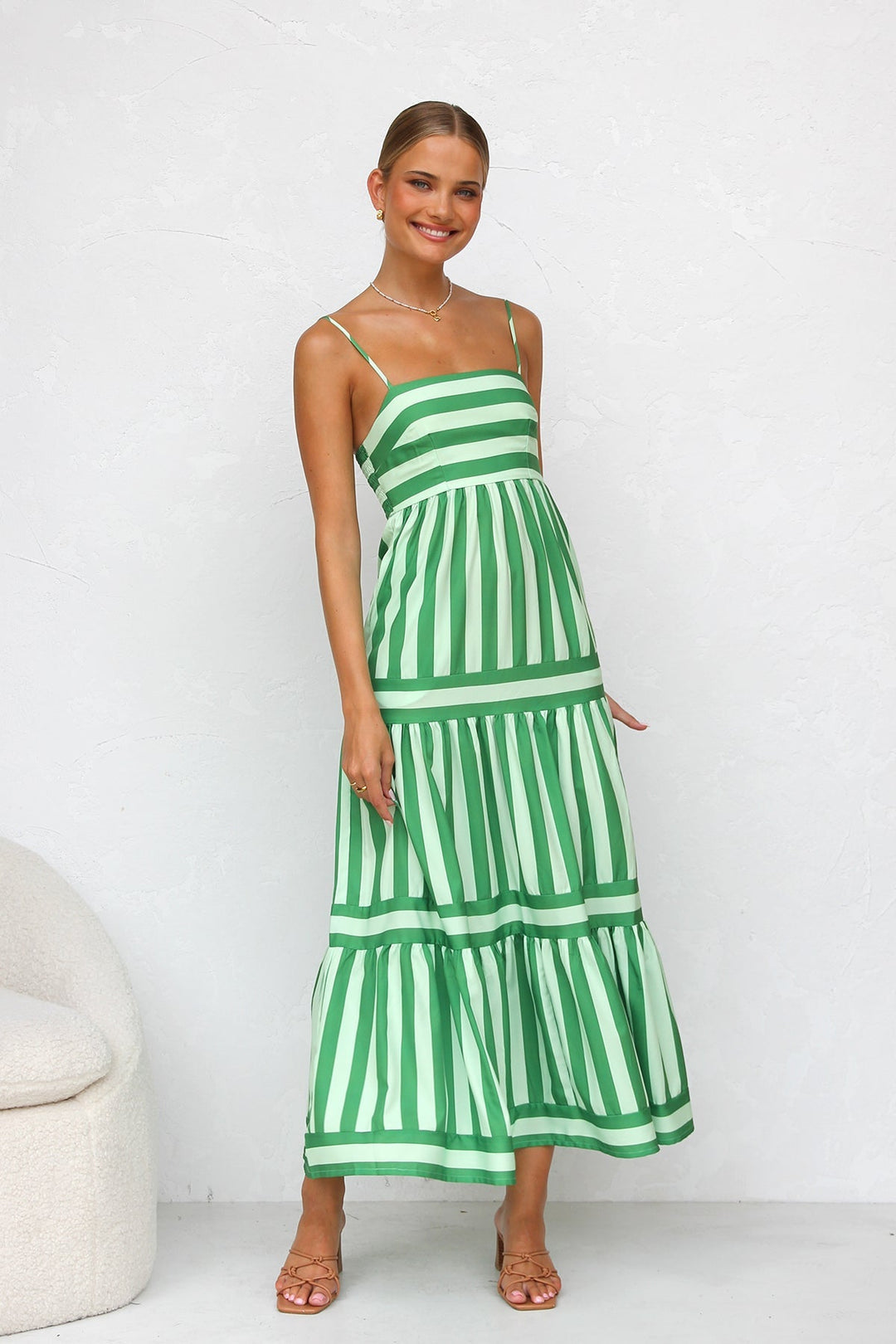 Abito a Spalline | Colori Estivi, Silhouette Leggera