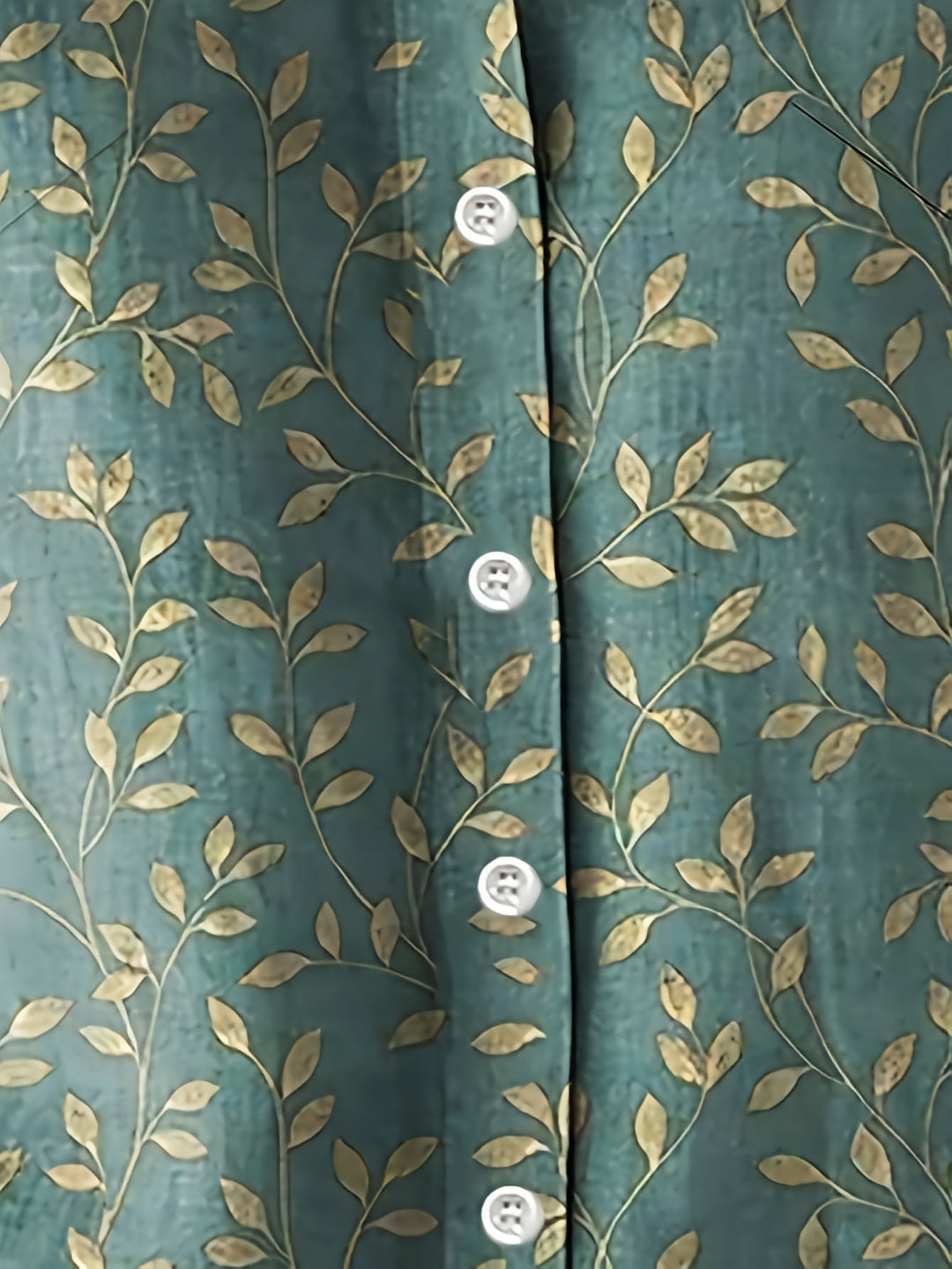 Elspeth | Camicia con Bottoni e Fantasia a Foglie